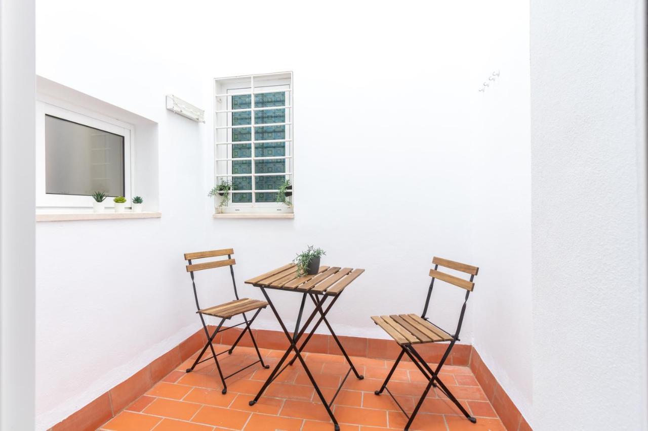 Charming 2 Bedroom Apartment Triana Bridge By Ocityzen Siviglia Esterno foto