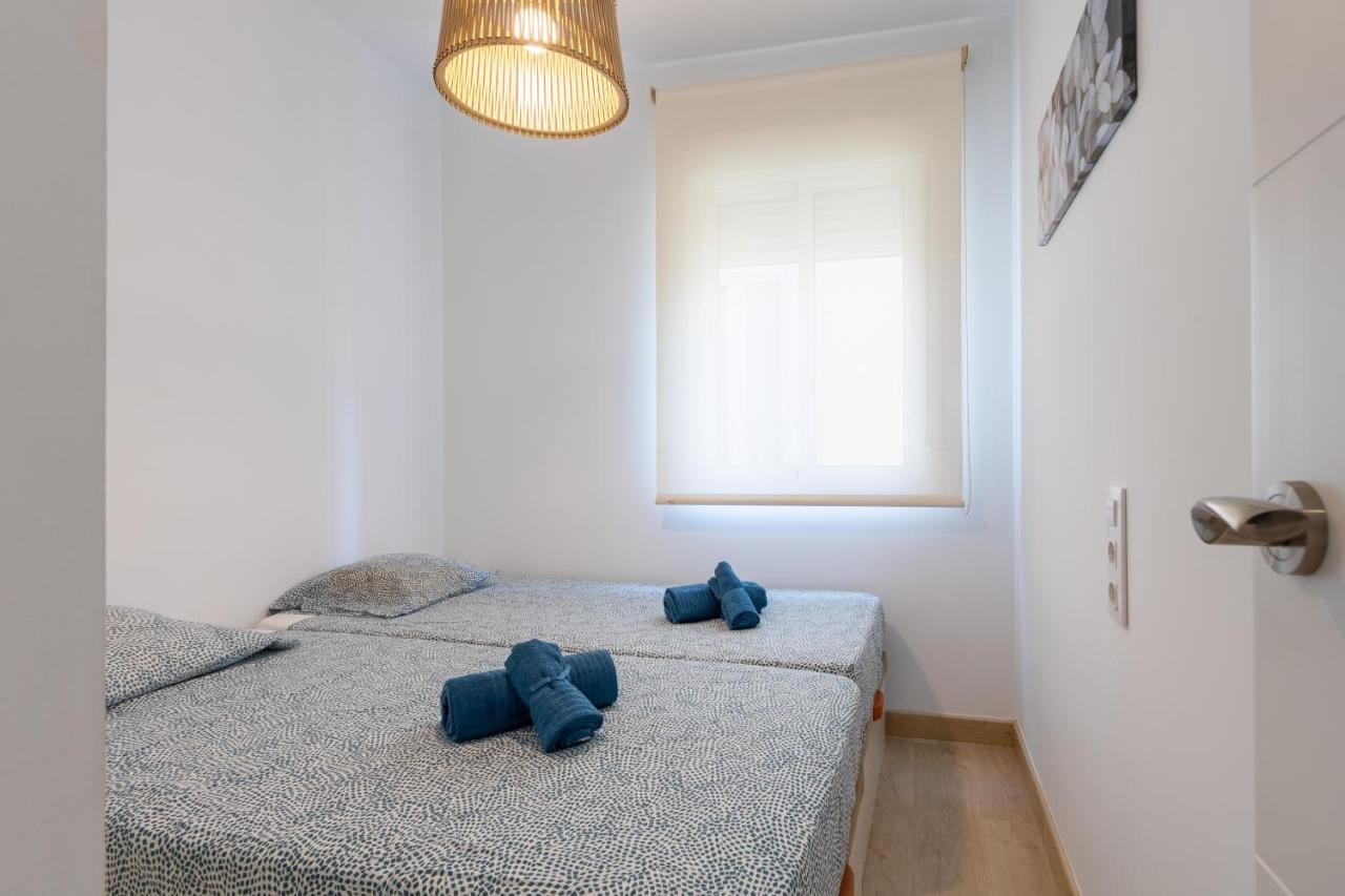 Charming 2 Bedroom Apartment Triana Bridge By Ocityzen Siviglia Esterno foto